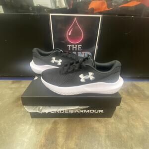 Under Armour Women’s Charged Surge 4 Black & White Shoes - Size 7